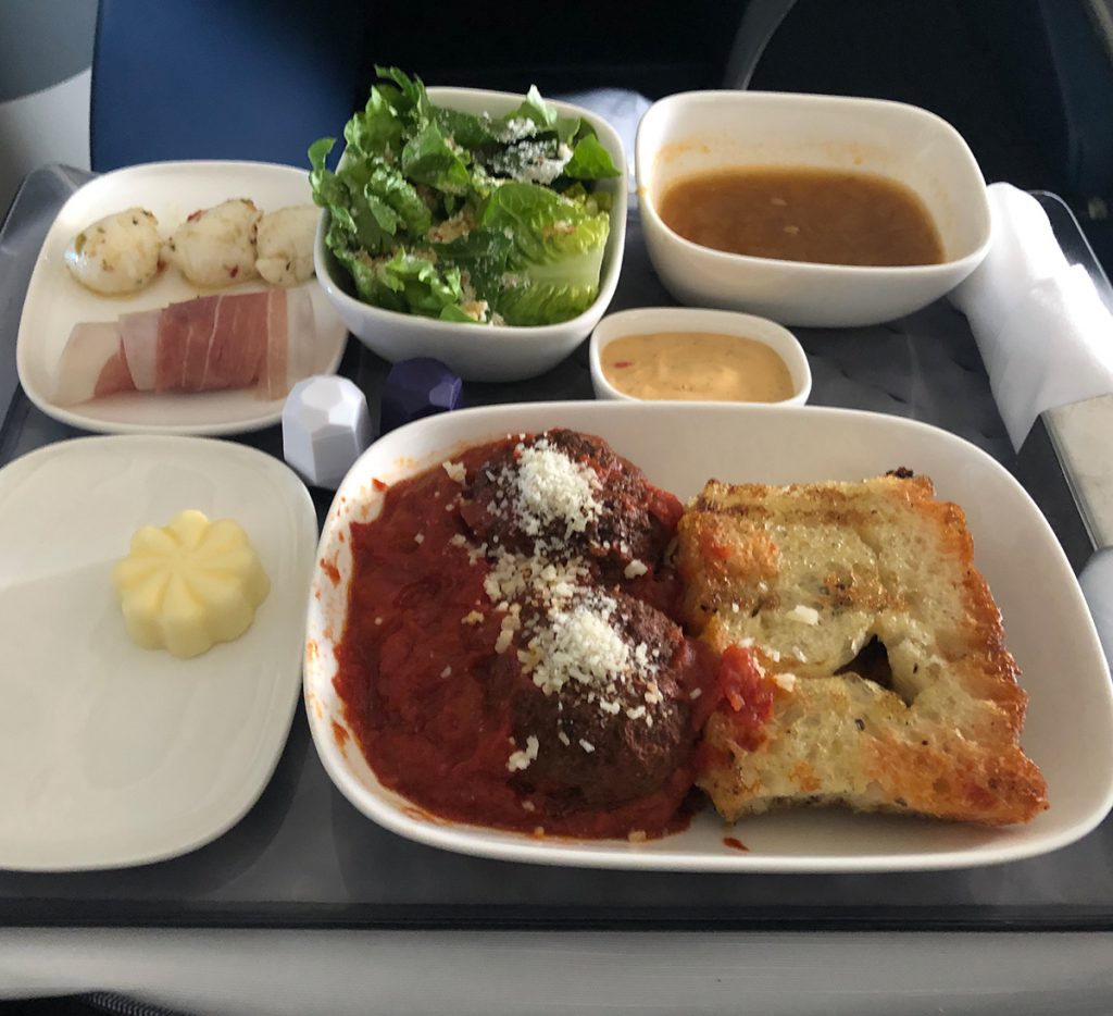 delta 767 food