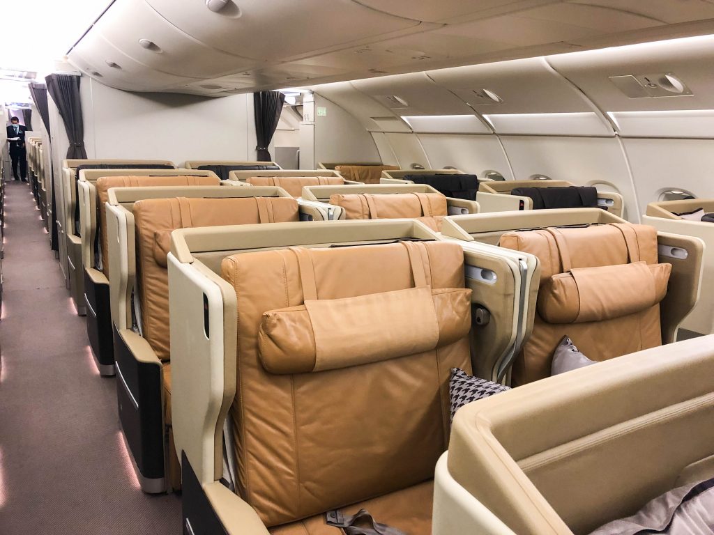 Singapore airlines a380 cabin