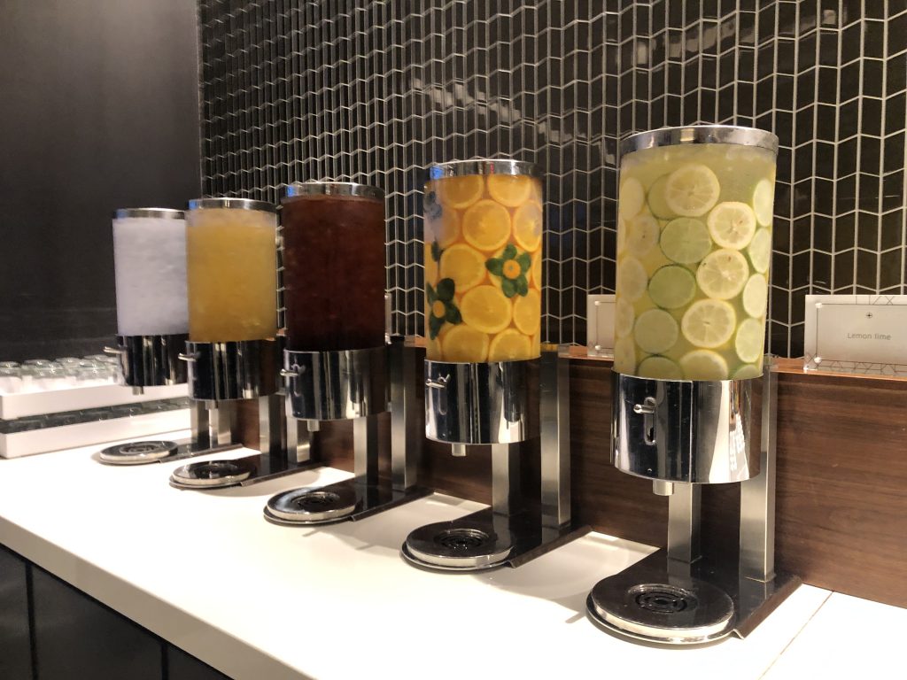 United Polaris Lounge Drink Station